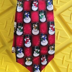 Hallmark Yule Tie Greetings Mens Snowman Neck Tie Necktie Christmas Red Holiday